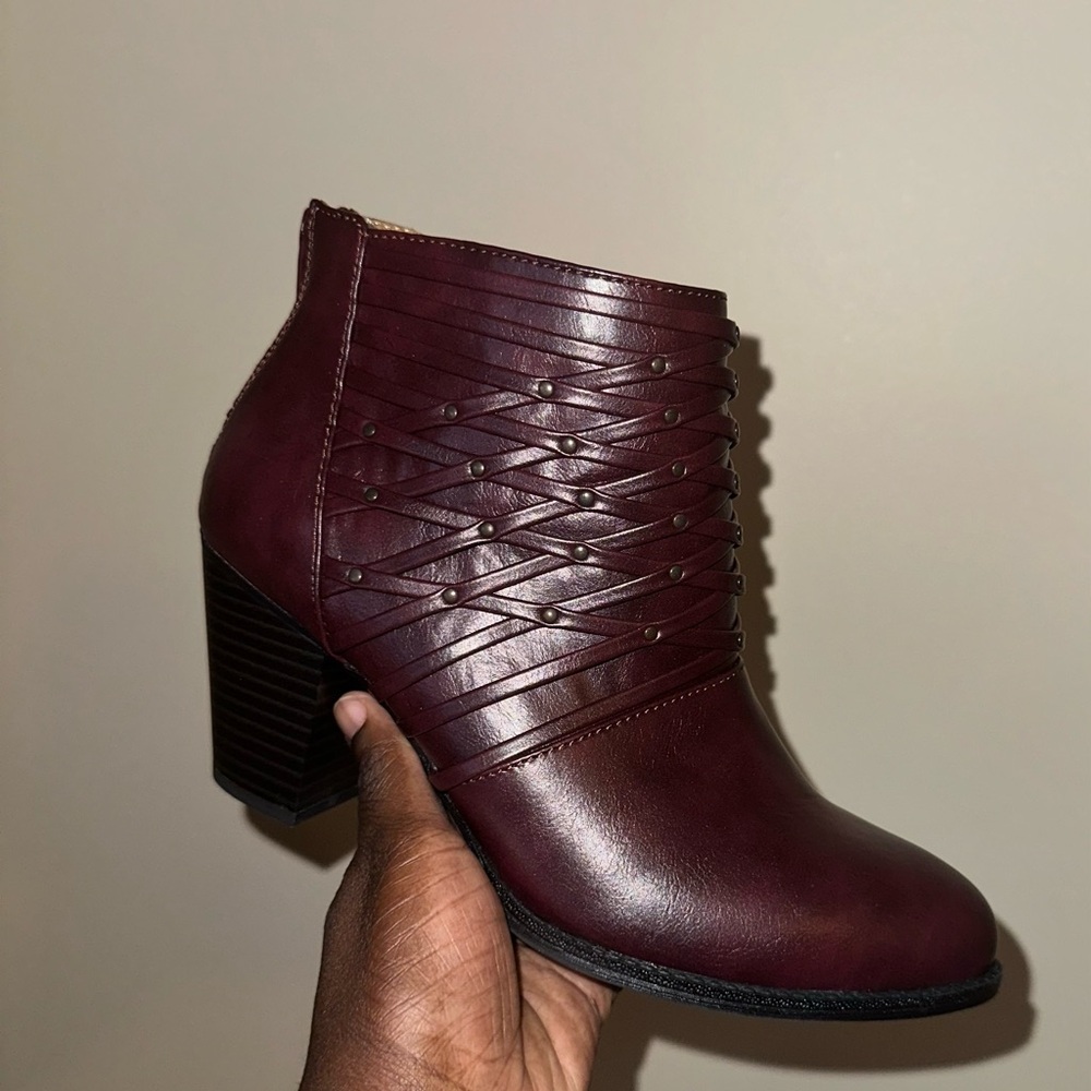 Women's Burgundy Ankle Boots from the Avenue